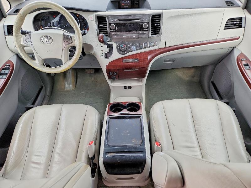 2011 Toyota Sienna მანქანა იყიდება აუქციონზე, vin: 5TDYK3DC5BS158725, აუქციონის ნომერი: 52082086