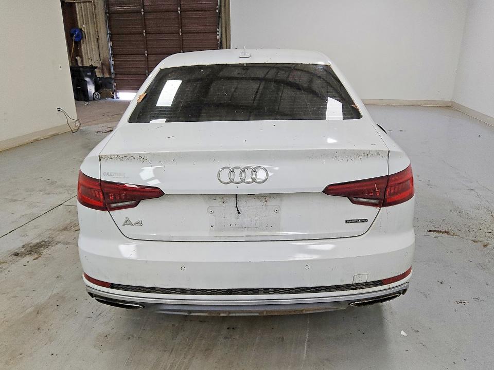 Продажа на аукционе авто 2019 Audi A4, vin: WAUENAF4XKN002199, номер лота: 51641626