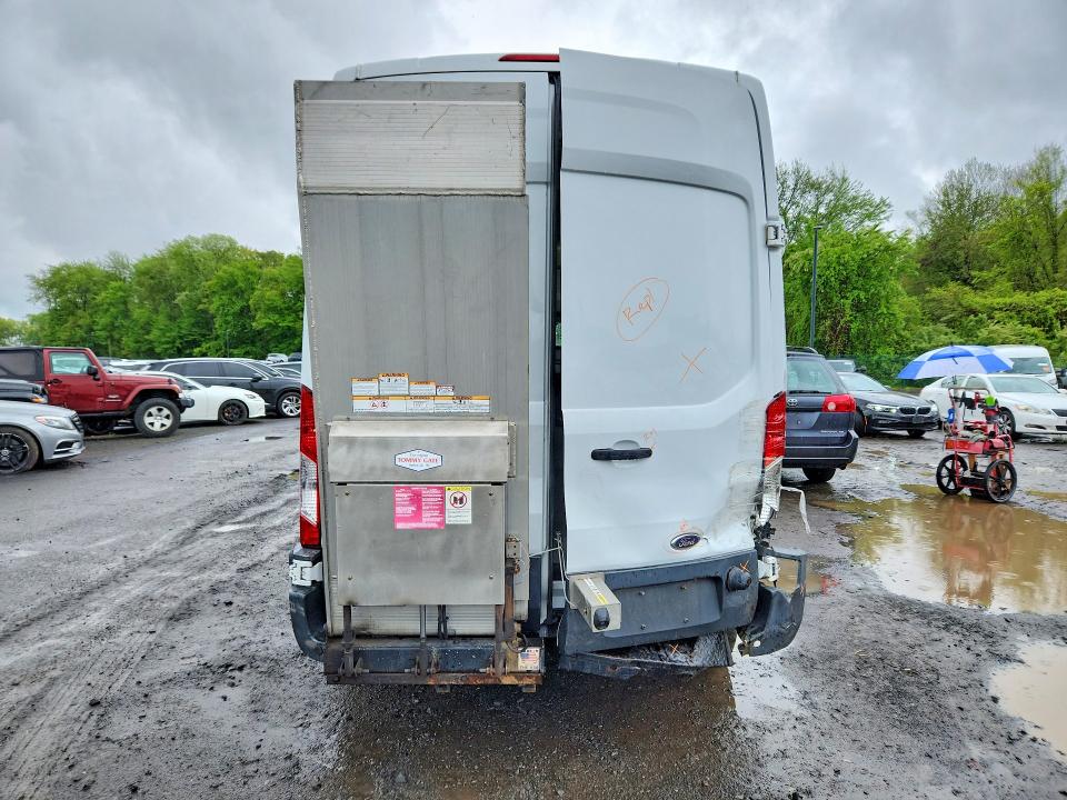 2017 Ford Transit მანქანა იყიდება აუქციონზე, vin: 1FTYR2XM9HKA94473, აუქციონის ნომერი: 52850276