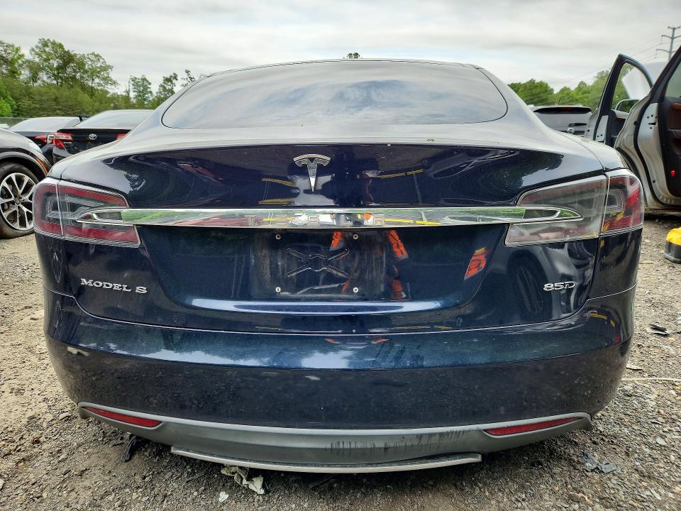 54342186 :رقم المزاد ، 5YJSA1H22FFP74892 vin ، 2015 Tesla Model S مزاد بيع