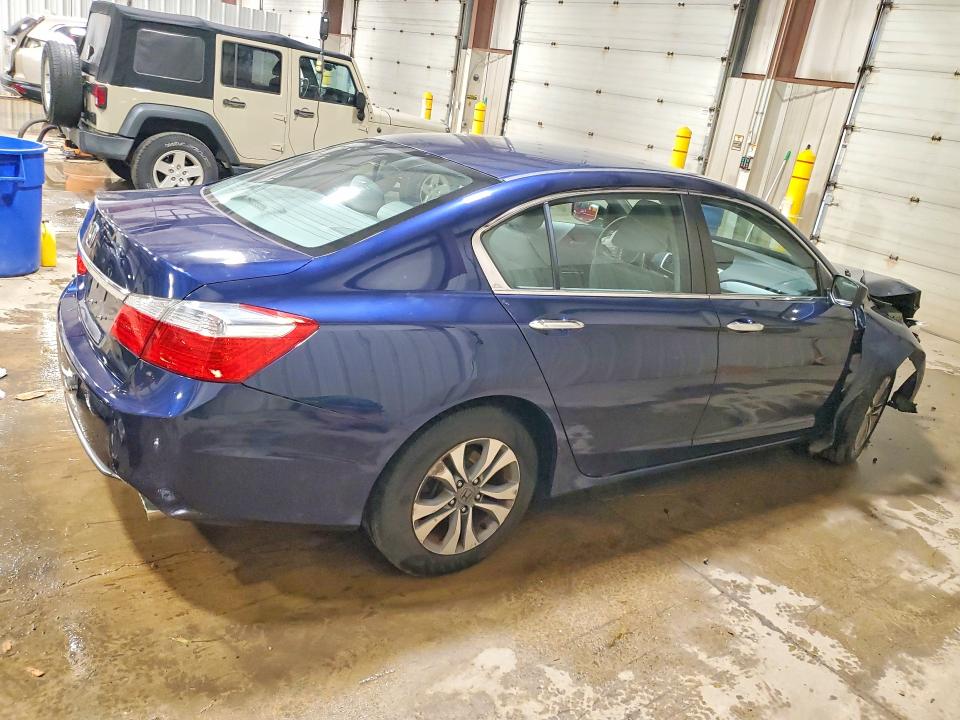 2015 Honda Accord მანქანა იყიდება აუქციონზე, vin: 1HGCR2F31FA218176, აუქციონის ნომერი: 53880696