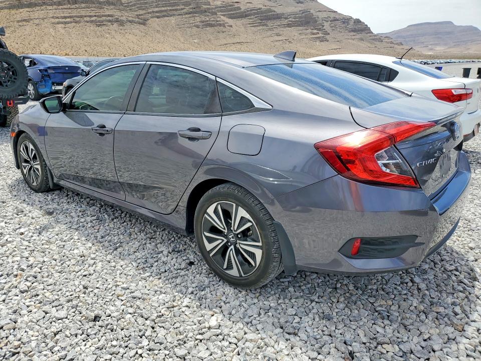 Продаж на аукціоні авто 2018 Honda Civic, vin: JHMFC1F32JX009590, номер лоту: 51823496