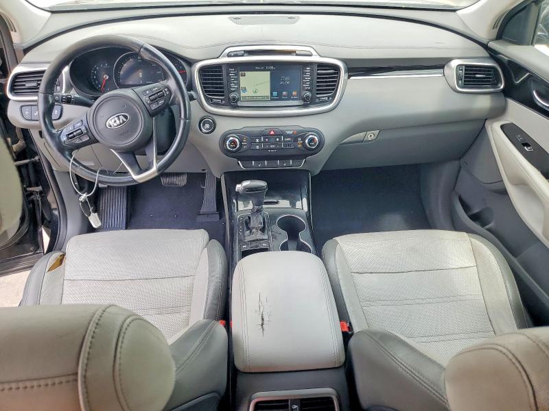 54044896 :رقم المزاد ، 5XYPK4A59HG220477 vin ، 2017 Kia Sorento مزاد بيع