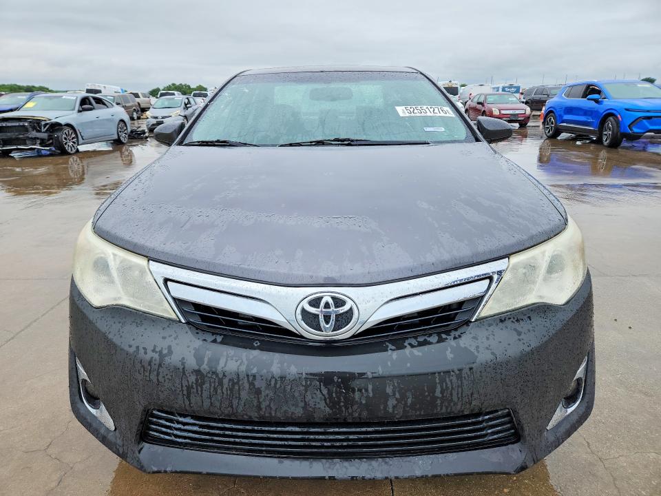 52551276 :رقم المزاد ، 4T4BF1FK9DR308516 vin ، 2013 Toyota Camry مزاد بيع