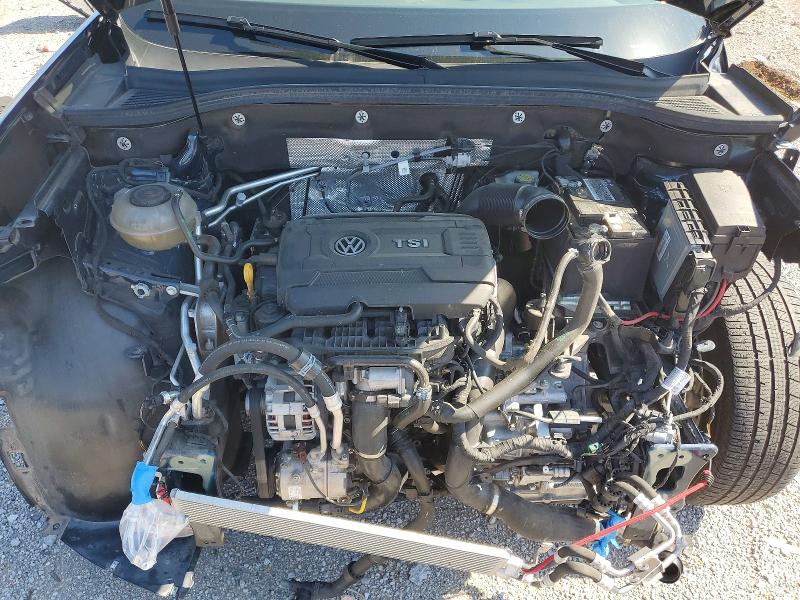 53282326 :رقم المزاد ، 1V2GC2CA3MC207832 vin ، 2021 Volkswagen Atlas Cross Sport مزاد بيع