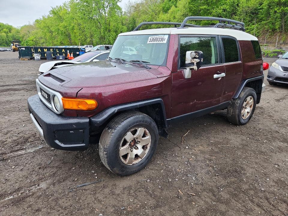 53686556 :رقم المزاد ، JTEBU11F470023812 vin ، 2007 Toyota Fj Cruiser مزاد بيع