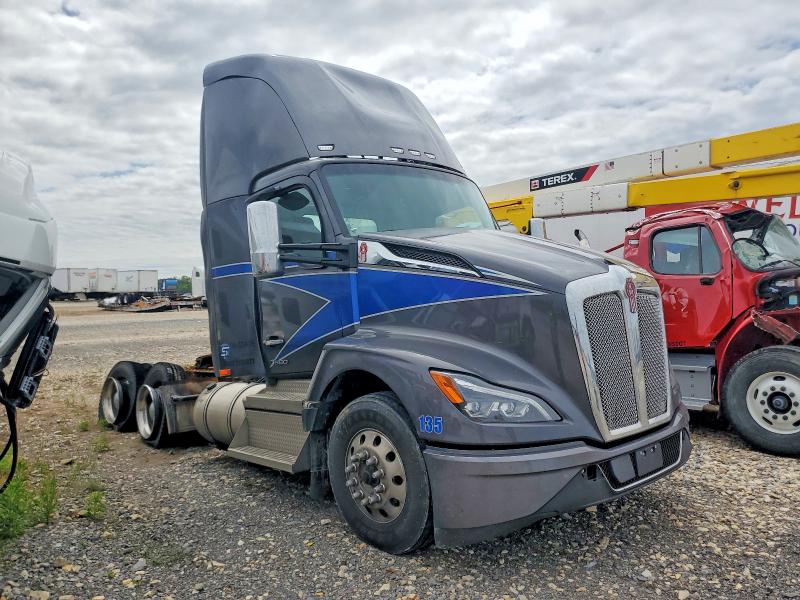 Продаж на аукціоні авто 2024 Kenworth Construction, vin: 1XKYDP9X3RJ348970, номер лоту: 51966646