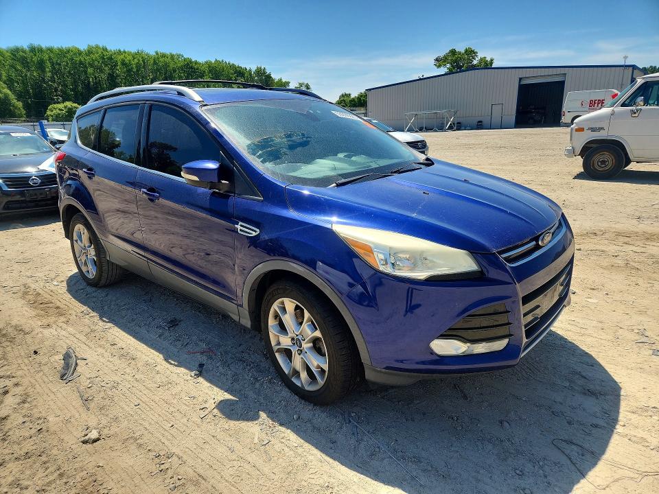 2014 Ford Escape მანქანა იყიდება აუქციონზე, vin: 1FMCU9J98EUD85323, აუქციონის ნომერი: 53096926