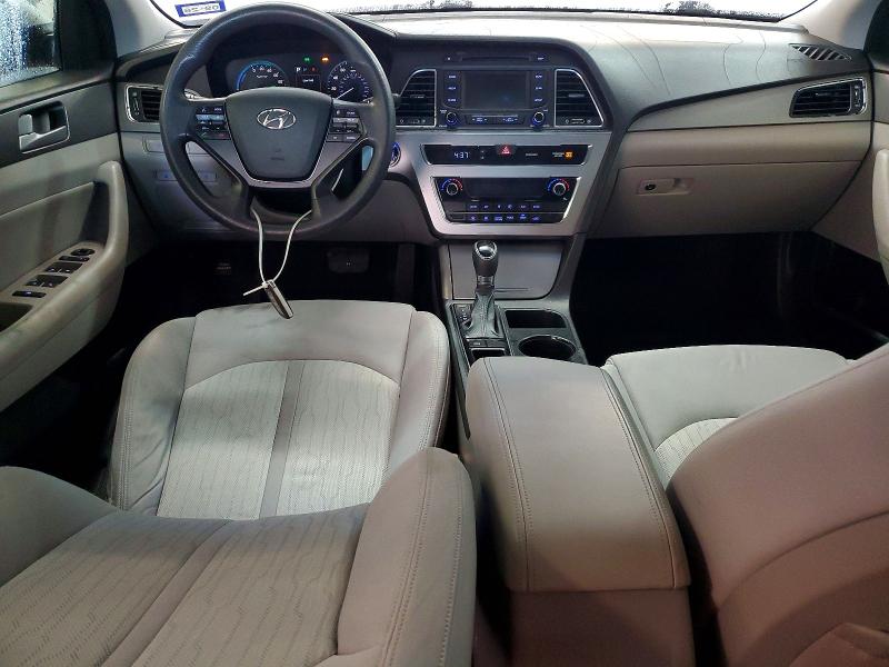 2016 Hyundai Sonata Hybrid მანქანა იყიდება აუქციონზე, vin: KMHE24L19GA010716, აუქციონის ნომერი: 52775536