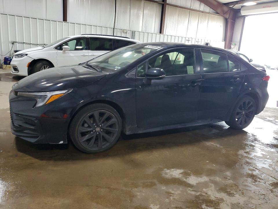54700386 :رقم المزاد ، JTDBCMFE3T3113261 vin ، 2026 Toyota Corolla Hybrid مزاد بيع