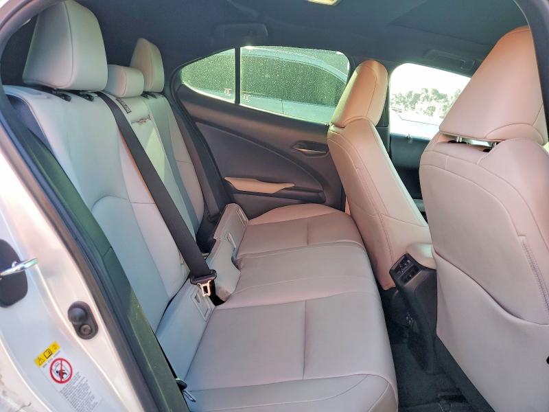 52873496 :رقم المزاد ، JTHY3JBH4K2001905 vin ، 2019 Lexus Ux مزاد بيع
