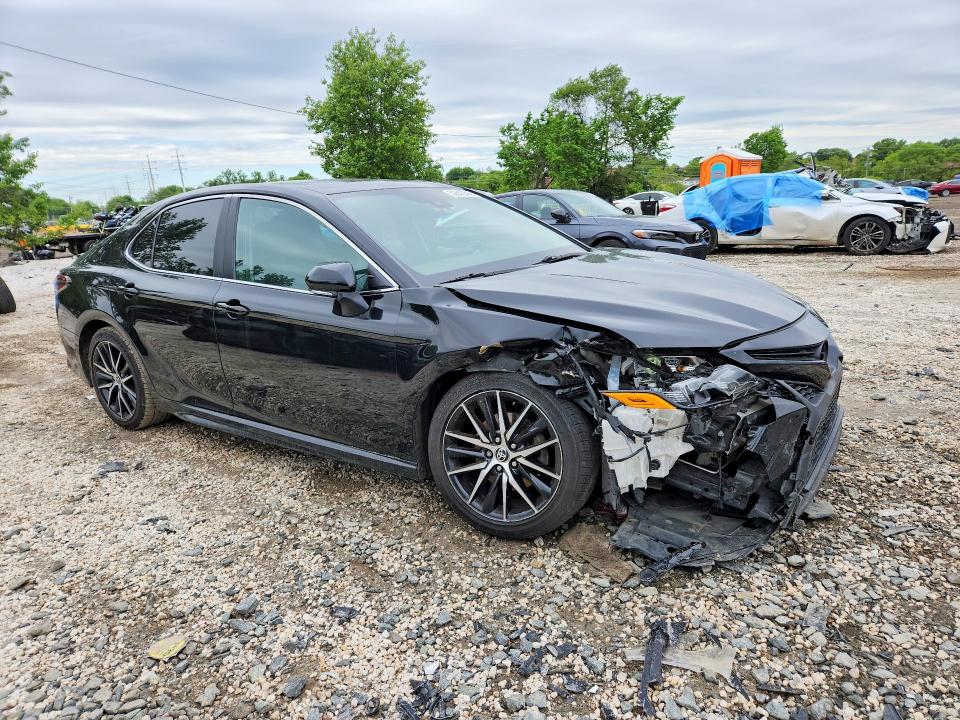 52642746 :رقم المزاد ، 4T1S11AK6PU099417 vin ، 2023 Toyota Camry مزاد بيع