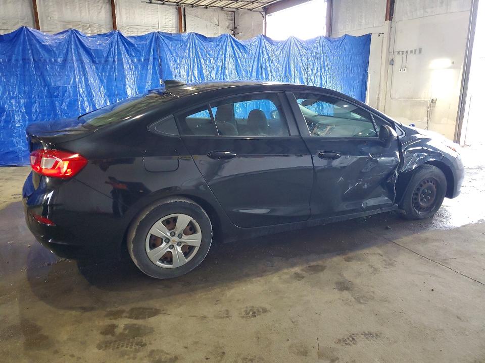 54302296 :رقم المزاد ، 1G1BC5SM5H7240122 vin ، 2017 Chevrolet Cruze مزاد بيع