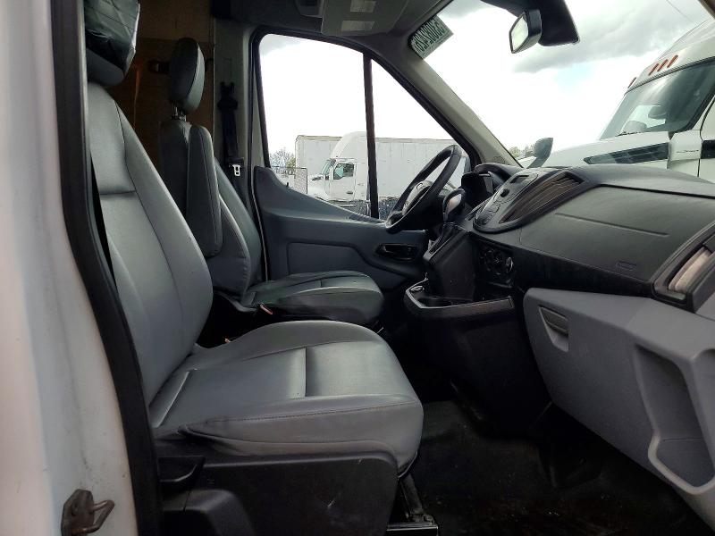 53082426 :رقم المزاد ، 1FTYR2XM6HKA66971 vin ، 2017 Ford Transit مزاد بيع
