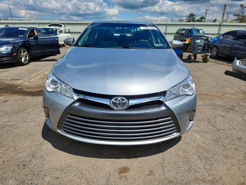 53874056 :رقم المزاد ، 4T1BF1FK0GU608461 vin ، 2016 Toyota Camry مزاد بيع