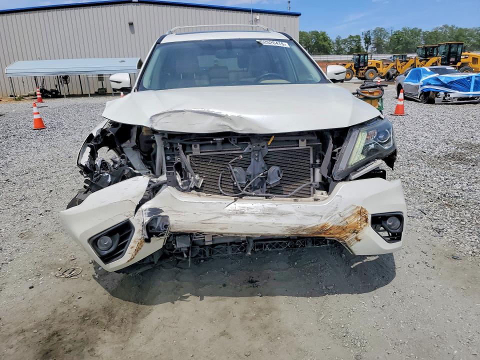 Продажа на аукционе авто 2017 Nissan Pathfinder, vin: 5N1DR2MN5HC681366, номер лота: 52526476