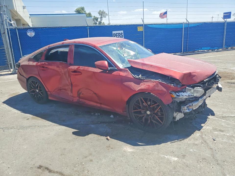 Продажа на аукционе авто 2018 Honda Accord, vin: 1HGCV1F37JA256851, номер лота: 53819226