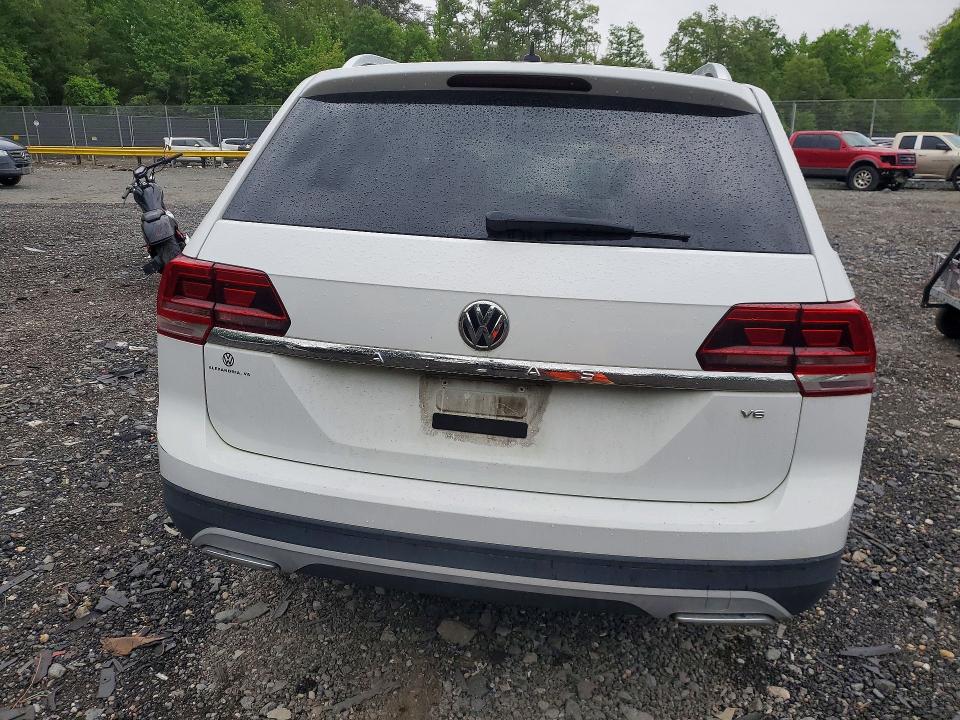 Продаж на аукціоні авто 2018 Volkswagen Atlas, vin: 1V2BR2CA8JC505779, номер лоту: 53151426