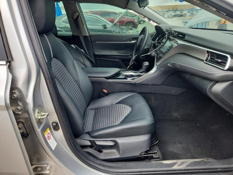 Продаж на аукціоні авто 2018 Toyota Camry, vin: 4T1B11HK7JU130896, номер лоту: 54124656