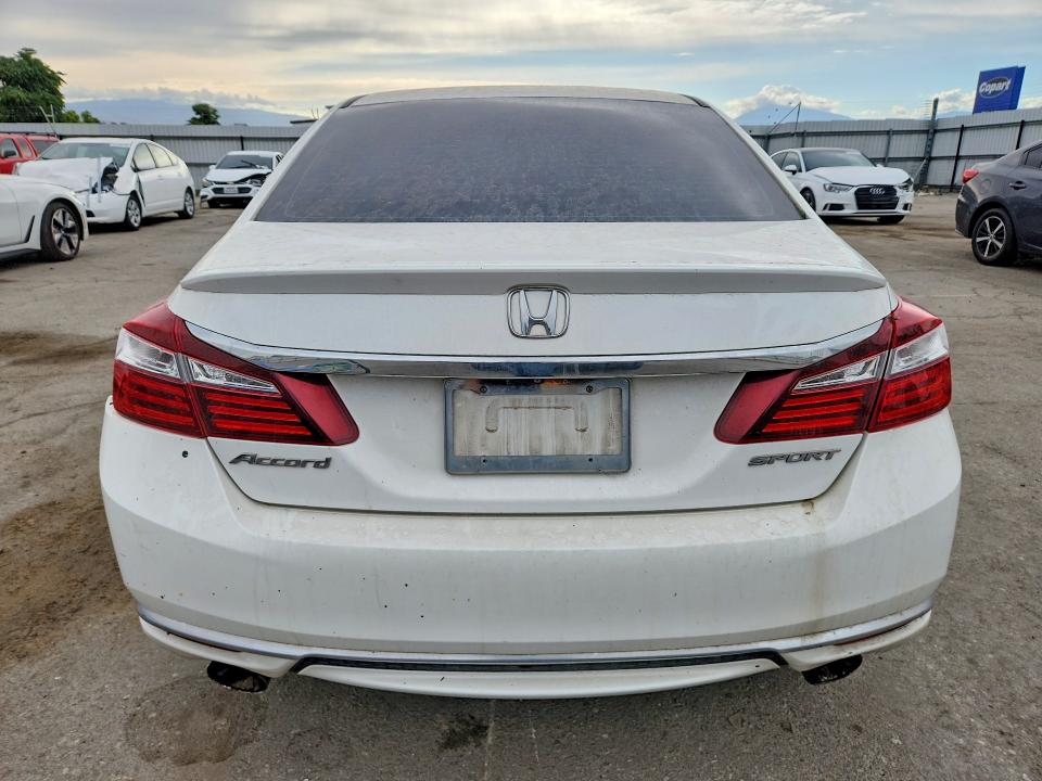 Продажа на аукционе авто 2017 Honda Accord, vin: 1HGCR2F53HA002995, номер лота: 55167956