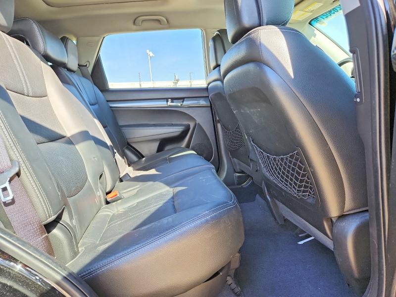 52898276 :رقم المزاد ، 5XYKWDA24BG092614 vin ، 2011 Kia Sorento مزاد بيع