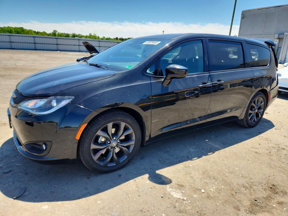 52020466 :رقم المزاد ، 2C4RC1FG0LR245979 vin ، 2020 Chrysler Pacifica مزاد بيع