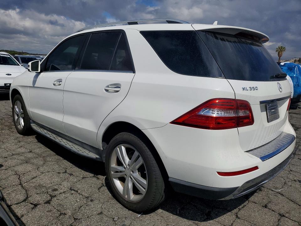 52396556 :رقم المزاد ، 4JGDA5JBXFA561672 vin ، 2015 Mercedes-benz Ml مزاد بيع