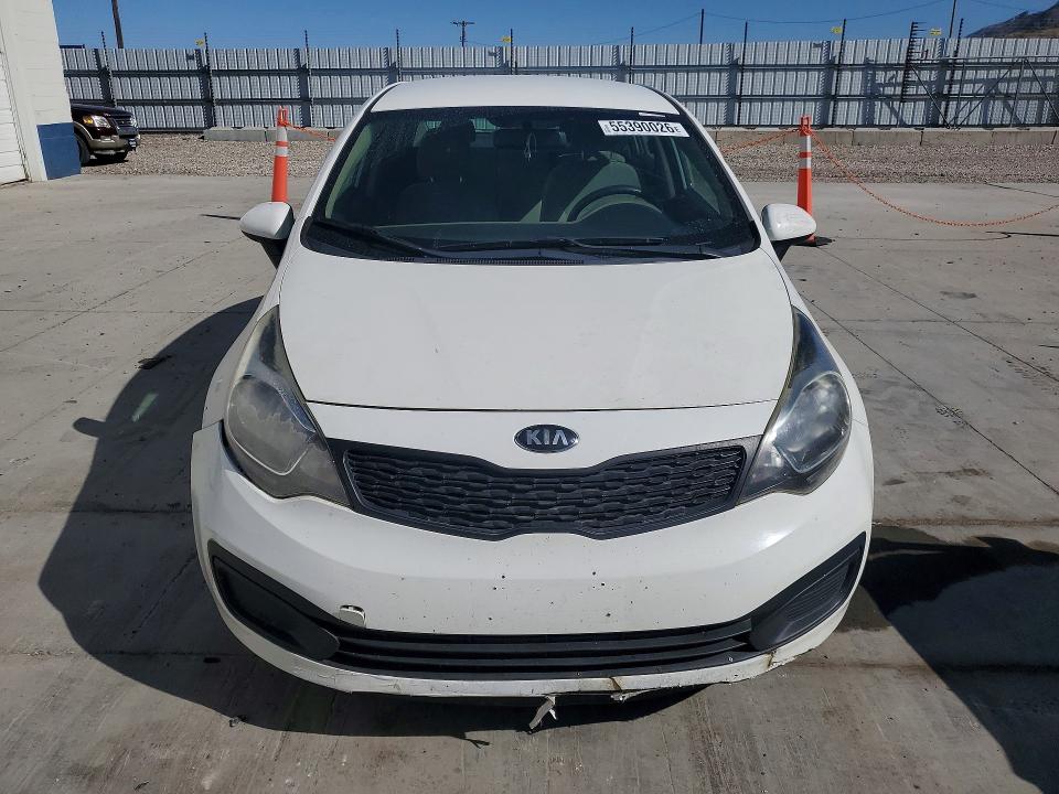 2014 Kia Rio მანქანა იყიდება აუქციონზე, vin: KNADM4A33E6361682, აუქციონის ნომერი: 55390026