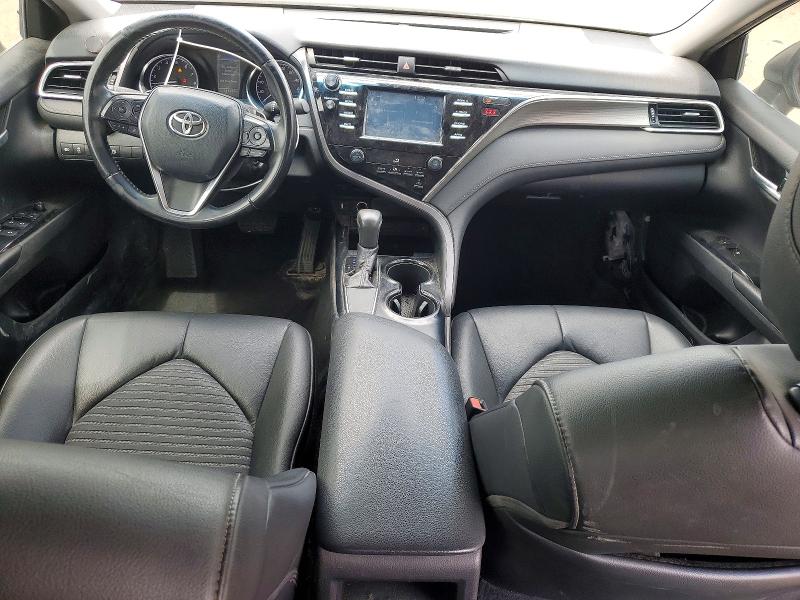 53934016 :رقم المزاد ، 4T1B11HK5JU107570 vin ، 2018 Toyota Camry مزاد بيع