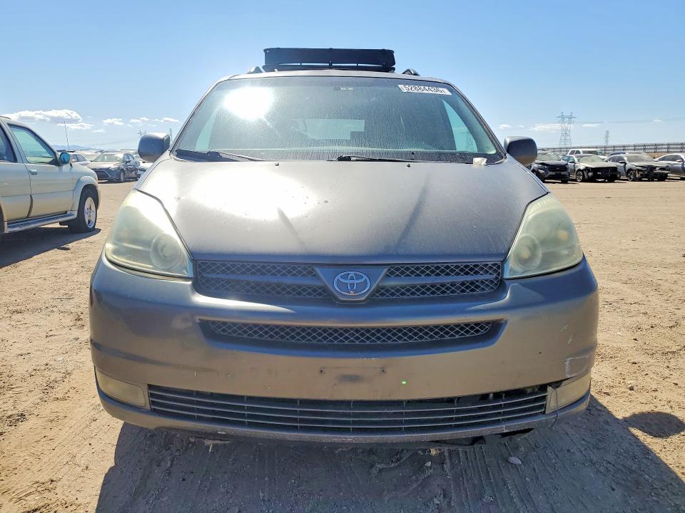 2004 Toyota Sienna მანქანა იყიდება აუქციონზე, vin: 5TDZA22C74S095392, აუქციონის ნომერი: 52884436