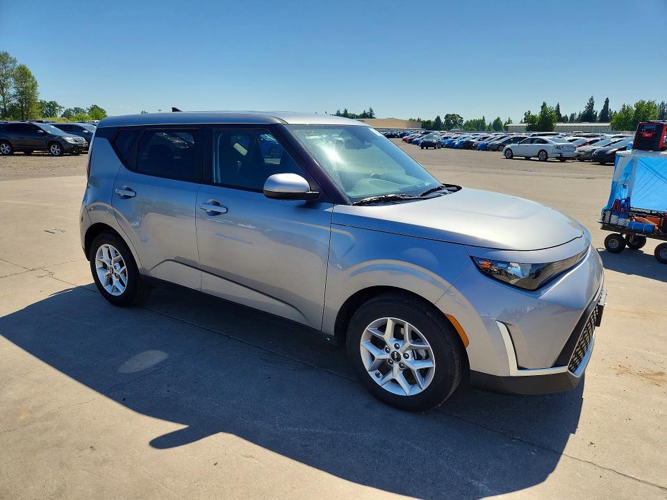 53851826 :رقم المزاد ، KNDJ23AU5S7943125 vin ، 2025 Kia Soul مزاد بيع
