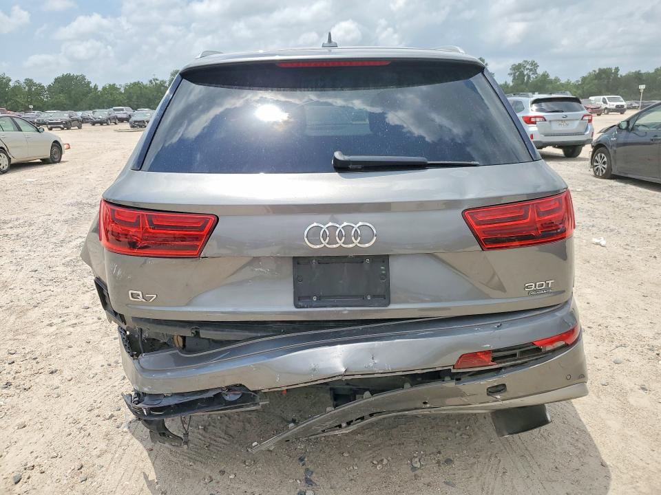 54007196 :رقم المزاد ، WA1VAAF75JD025915 vin ، 2018 Audi Q7 مزاد بيع