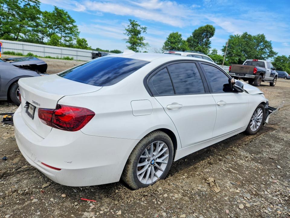 2015 Bmw 328 მანქანა იყიდება აუქციონზე, vin: WBA3A5C50FP604806, აუქციონის ნომერი: 54854536
