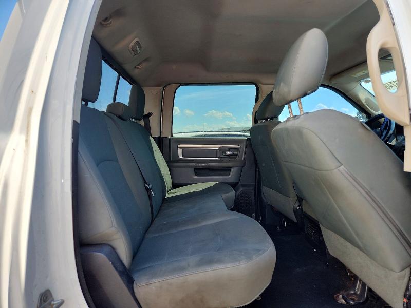 53374866 :رقم المزاد ، 3C6UR5DJ4FG620563 vin ، 2015 Ram 2500 مزاد بيع