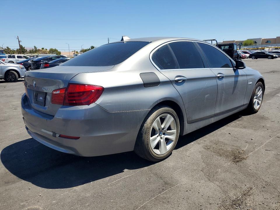 Продажа на аукционе авто 2013 Bmw 528, vin: WBAXG5C50DDY33954, номер лота: 52943516