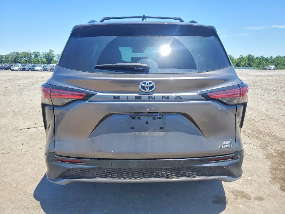 55592686 :رقم المزاد ، 5TDDRKEC5MS056430 vin ، 2021 Toyota Sienna مزاد بيع
