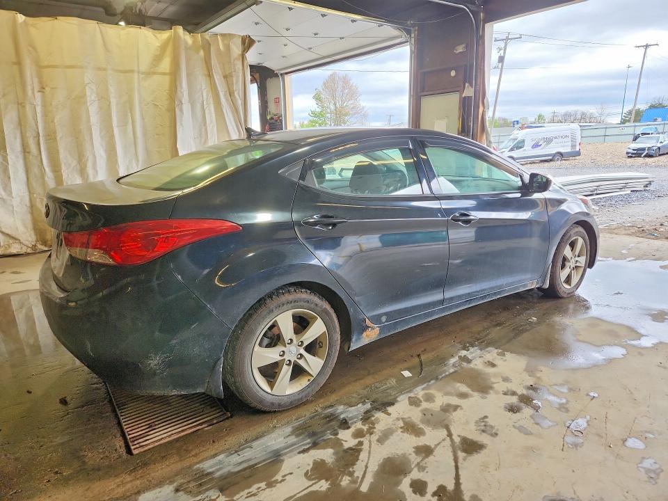2013 Hyundai Elantra მანქანა იყიდება აუქციონზე, vin: KMHDH4AE9DU628693, აუქციონის ნომერი: 53051746