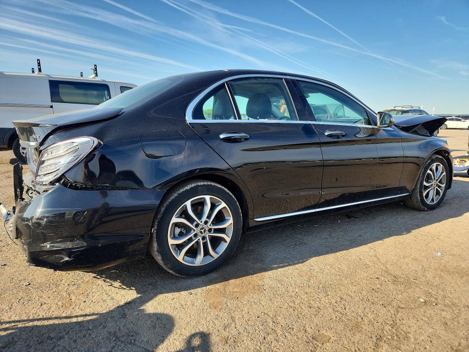 Продаж на аукціоні авто 2017 Mercedes-benz C, vin: 55SWF4KB9HU226063, номер лоту: 53098156