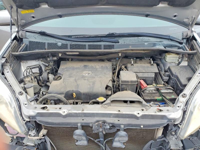 Продажа на аукционе авто 2016 Toyota Sienna, vin: 5TDKK3DC8GS702731, номер лота: 50491136