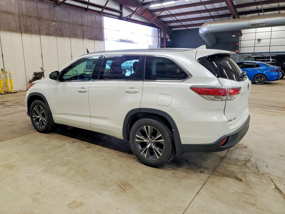 53748526 :رقم المزاد ، 5TDJKRFH2GS307242 vin ، 2016 Toyota Highlander مزاد بيع
