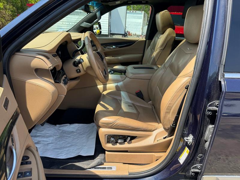 54542606 :رقم المزاد ، 1GYS4KKJ7KR114181 vin ، 2019 Cadillac Escalade مزاد بيع