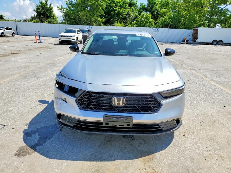 54773626 :رقم المزاد ، 1HGCY1F45TA020007 vin ، 2026 Honda Accord مزاد بيع