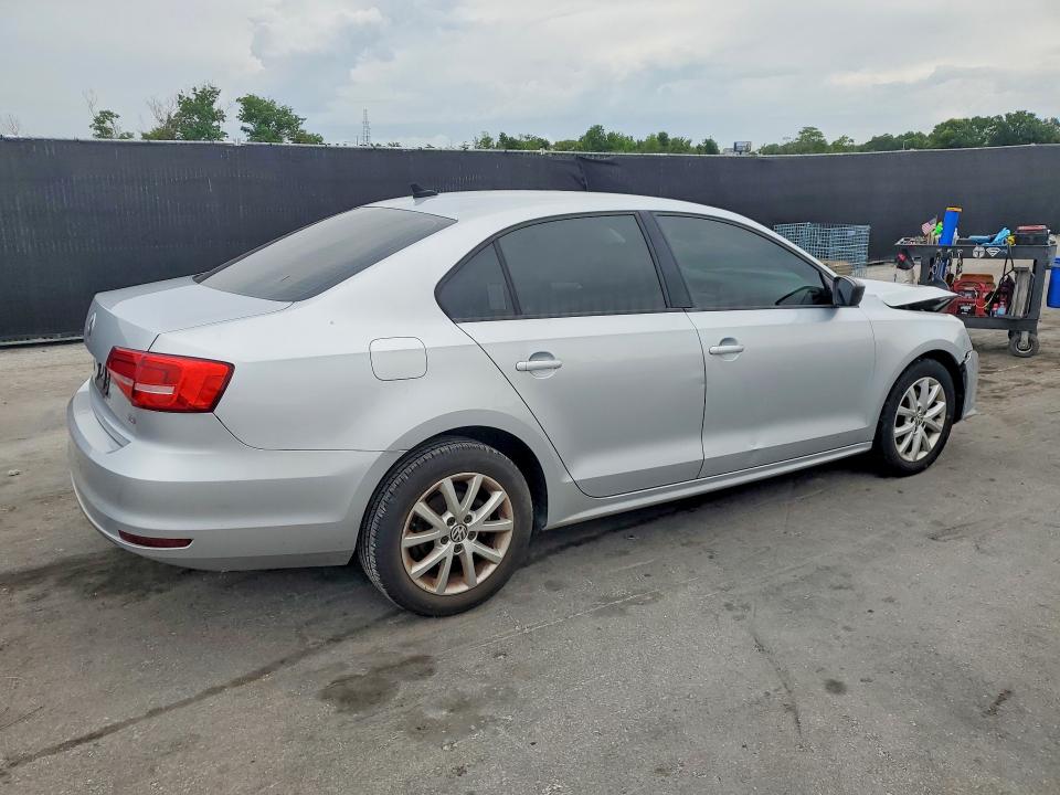 53459736 :رقم المزاد ، 3VWD17AJ2FM342647 vin ، 2015 Volkswagen Jetta مزاد بيع