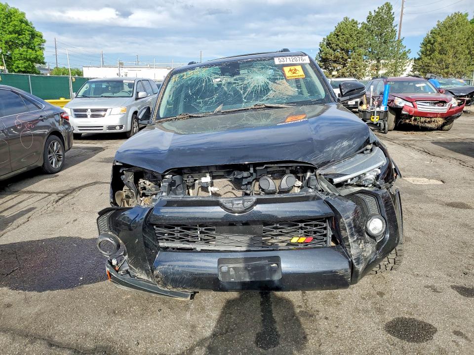 53712076 :رقم المزاد ، JTEBU5JR7L5773199 vin ، 2020 Toyota 4 Runner مزاد بيع