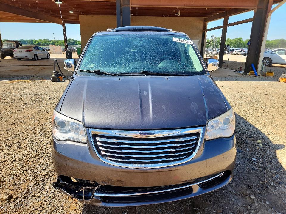 2015 Chrysler Town & Country მანქანა იყიდება აუქციონზე, vin: 2C4RC1GG2FR506225, აუქციონის ნომერი: 52168706