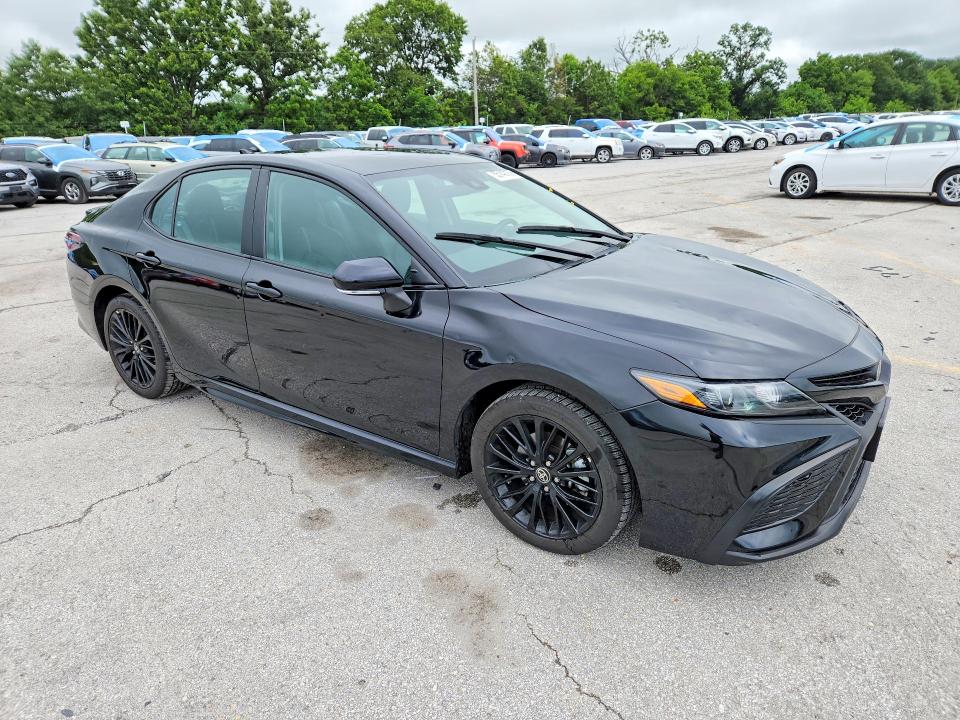 2022 Toyota Camry მანქანა იყიდება აუქციონზე, vin: 4T1G11BK0NU066639, აუქციონის ნომერი: 55142156