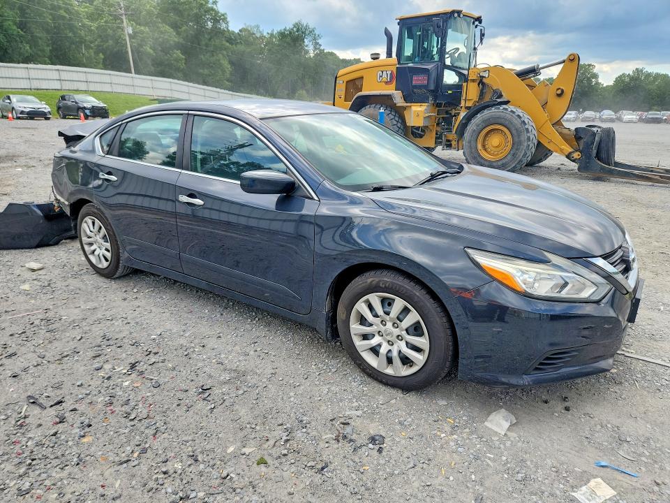 Продажа на аукционе авто 2017 Nissan Altima, vin: 1N4AL3AP4HC130694, номер лота: 55325086