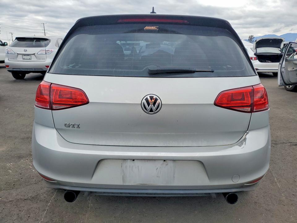 52528836 :رقم المزاد ، 3VWYT7AU4GM038789 vin ، 2016 Volkswagen Gti مزاد بيع