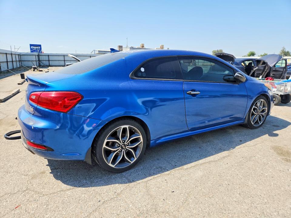 52176866 :رقم المزاد ، KNAFZ6A31F5271475 vin ، 2015 Kia Forte مزاد بيع