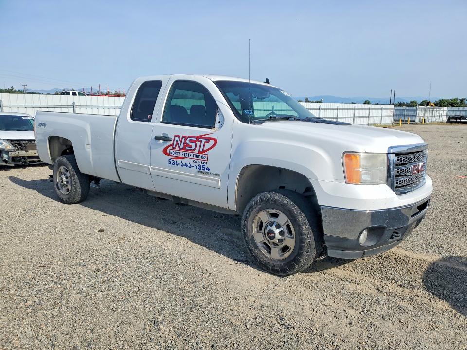 52076106 :رقم المزاد ، 1GT220CG4CZ324807 vin ، 2012 Gmc Sierra مزاد بيع